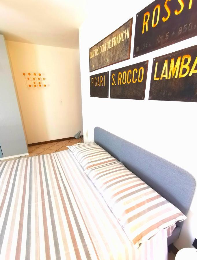 Old Town Apartment With Terrace - Live Love Lake Peschiera del Garda Exterior foto