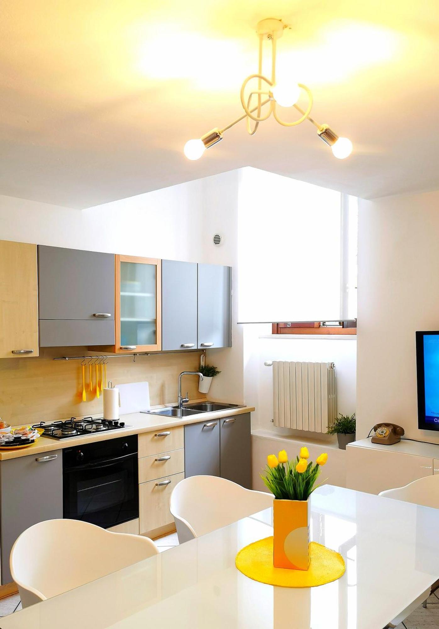 Old Town Apartment With Terrace - Live Love Lake Peschiera del Garda Exterior foto